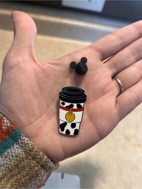 Disney pin